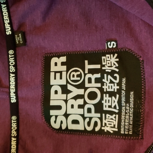 𝅺SUPERDRY Sport Gym Tech Luxe Crop Hoodie - Women's - Picture 12 of 14